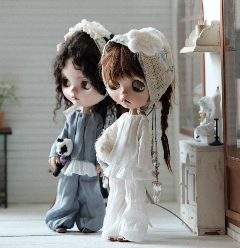 Blythe Doll Blouse & Lantern Pants Set Gray Blue White Ruffle Trim Collector Outfit - Image 1