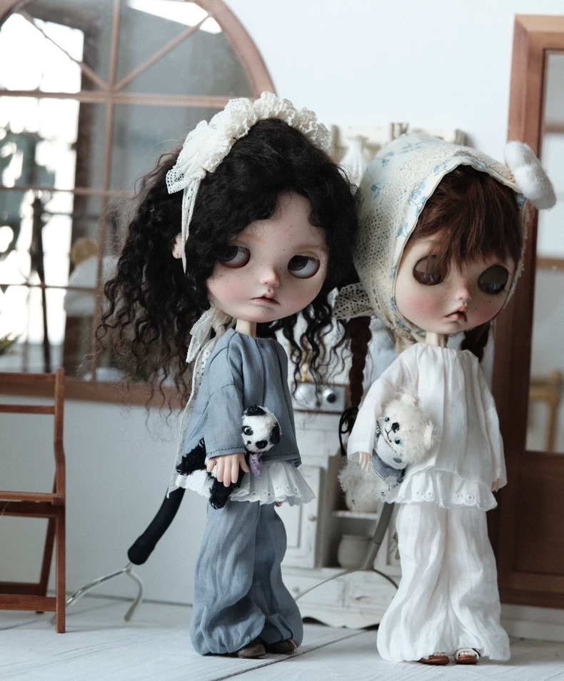 Blythe Doll Blouse & Lantern Pants Set Gray Blue White Ruffle Trim Collector Outfit - Image 2