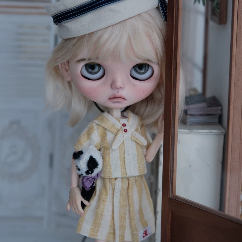 Vintage Modern Blythe Doll Clothes: Yellow Stripe Outfit in Premium Cotton - Collector's Choice - Image 3