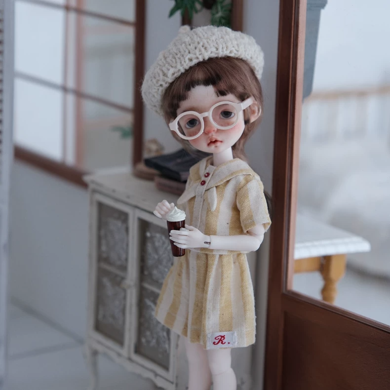 Vintage Modern Blythe Doll Clothes: Yellow Stripe Outfit in Premium Cotton - Collector's Choice - Image 8