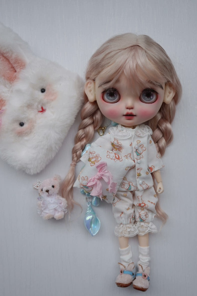 Cozy Bunny Blythe Doll Outfit – Lace Top, Sleep Pants & Plush Mask Set (OB22/OB24, Custom Sizes, Pastel Pink/White) - Image 5