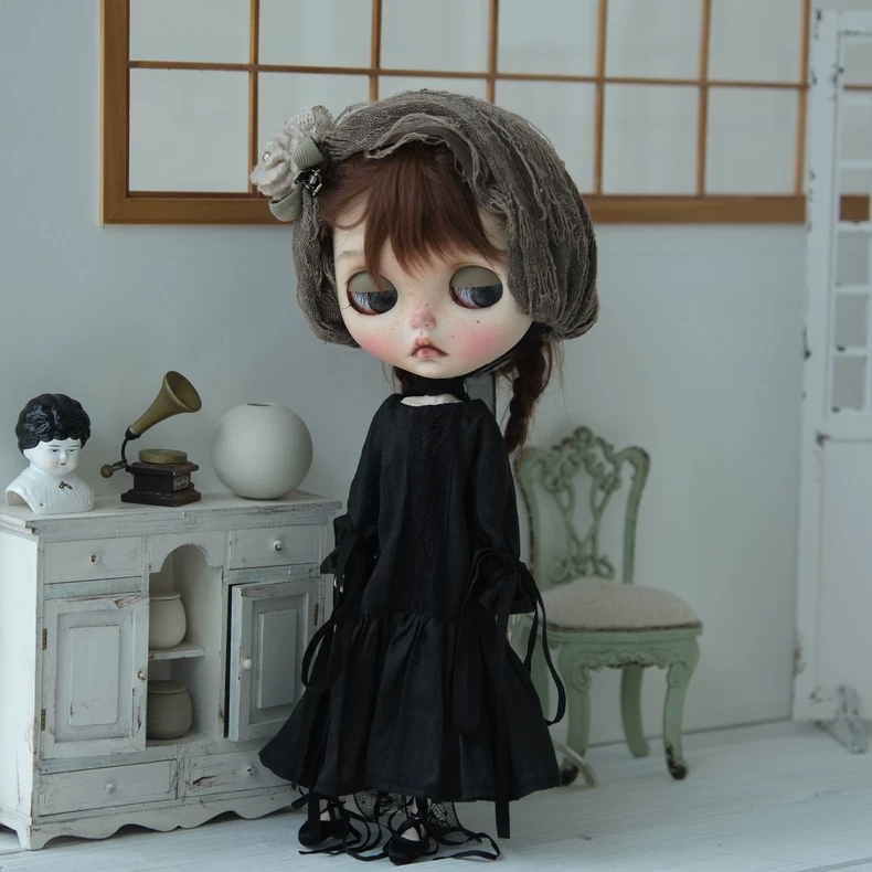 BLYTHE Doll Clothes: Elegant Linen Lace Dress w/ Hair Accessory - Timeless, Adjustable & Versatile - Image 4