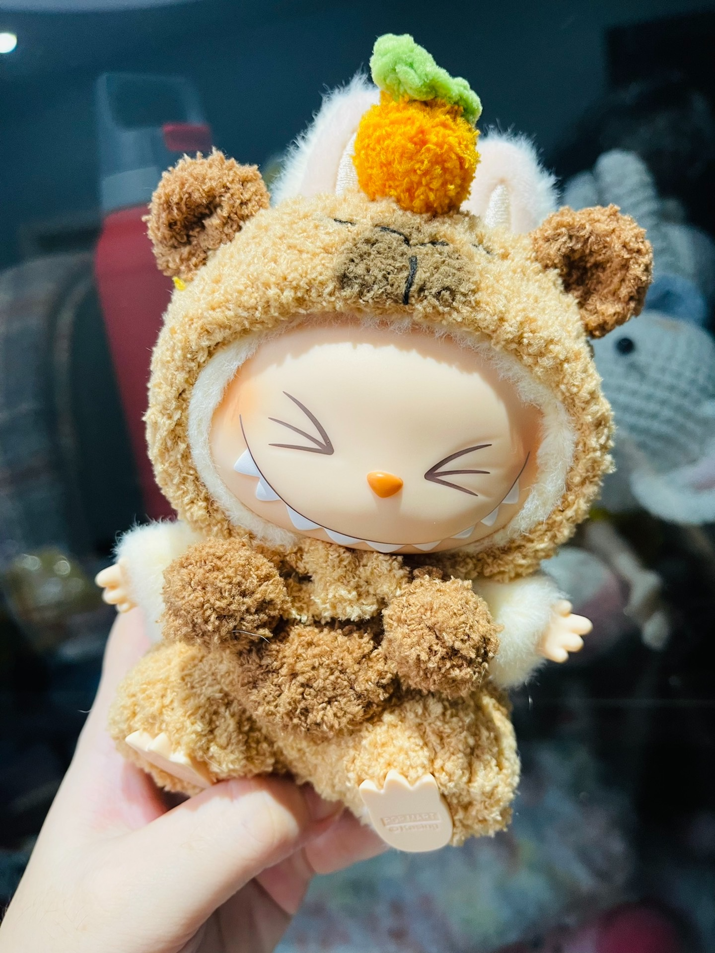Adorable Labubu Doll Outfit – Plush Carrot Cap & Cozy Ensemble for Collectibles - Image 1