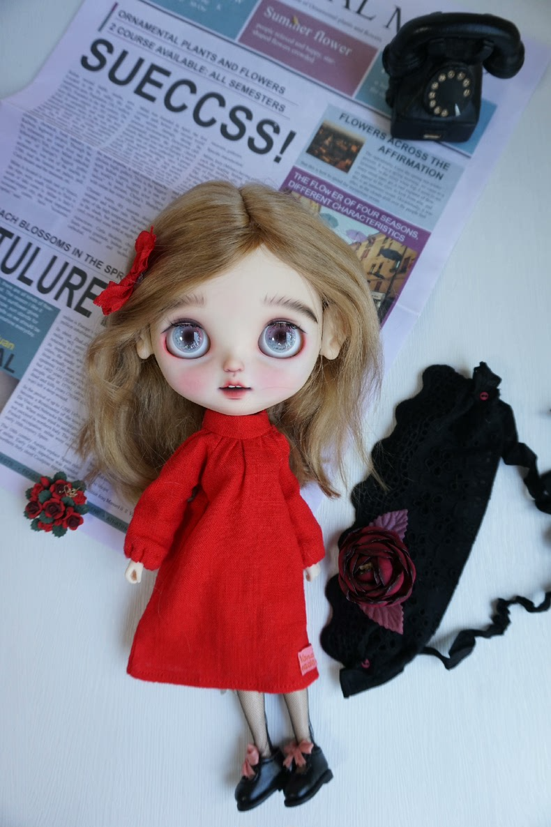 Vibrant Red Blythe Doll Dress Set with Rose Hairband & Lace Stockings – OB22/OB24 - Image 2