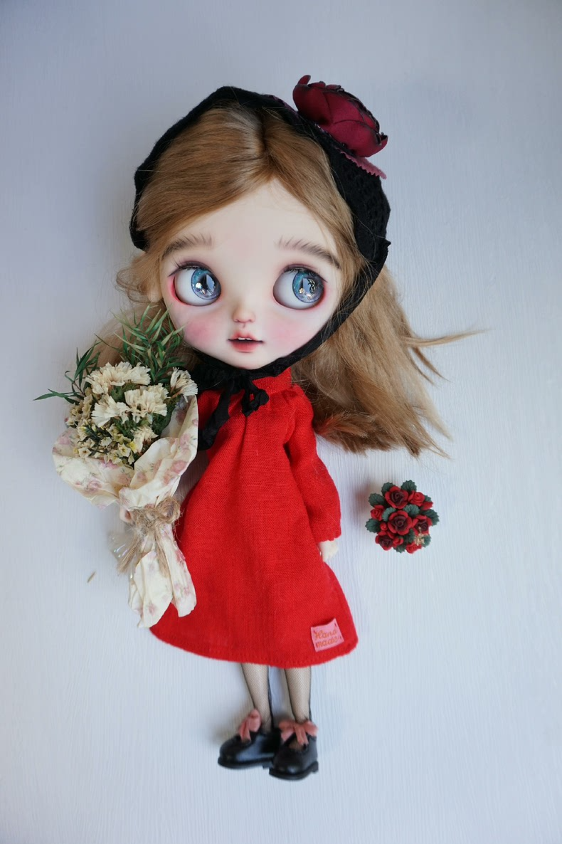 Vibrant Red Blythe Doll Dress Set with Rose Hairband & Lace Stockings – OB22/OB24 - Image 3