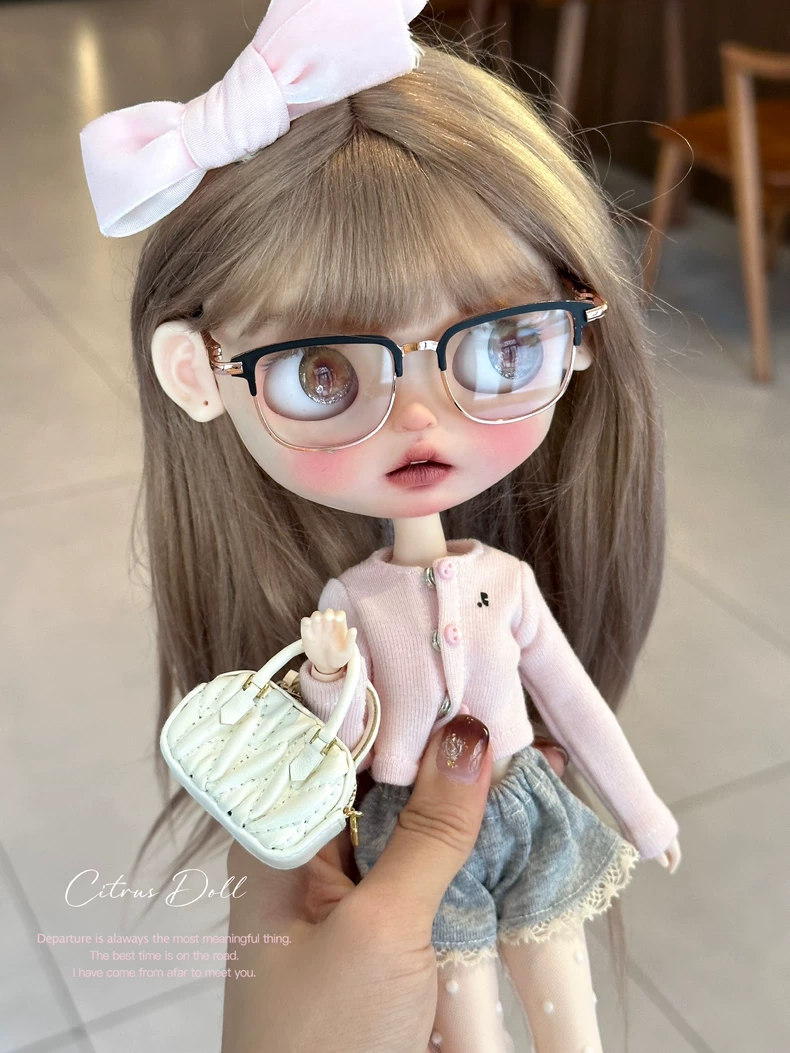 OB24 Blythe Doll Outfit: Charming Pink Cardigan & Lace Shorts Set w/ Polka Dot Stockings & Glasses - Image 1