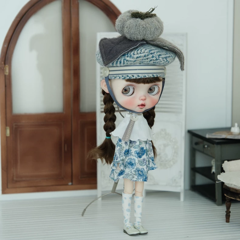 Blythe Doll Blue Floral Dress & Beret Outfit Set - Premium Quality Adjustable Doll Clothes for Collectors - Image 4