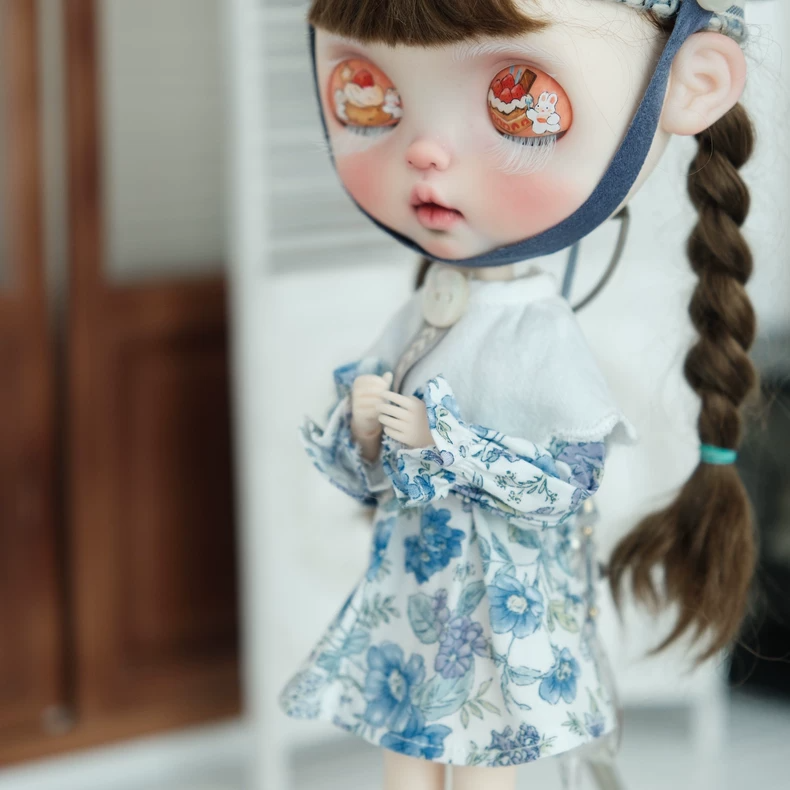 Blythe Doll Blue Floral Dress & Beret Outfit Set - Premium Quality Adjustable Doll Clothes for Collectors - Image 9
