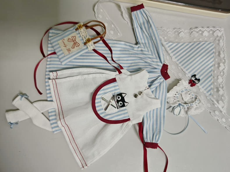 Charming Picnic-Themed BLYTHE Doll Outfit – Lace Headscarf & Cat Motif, OB24 Size, Premium Cotton - Image 7