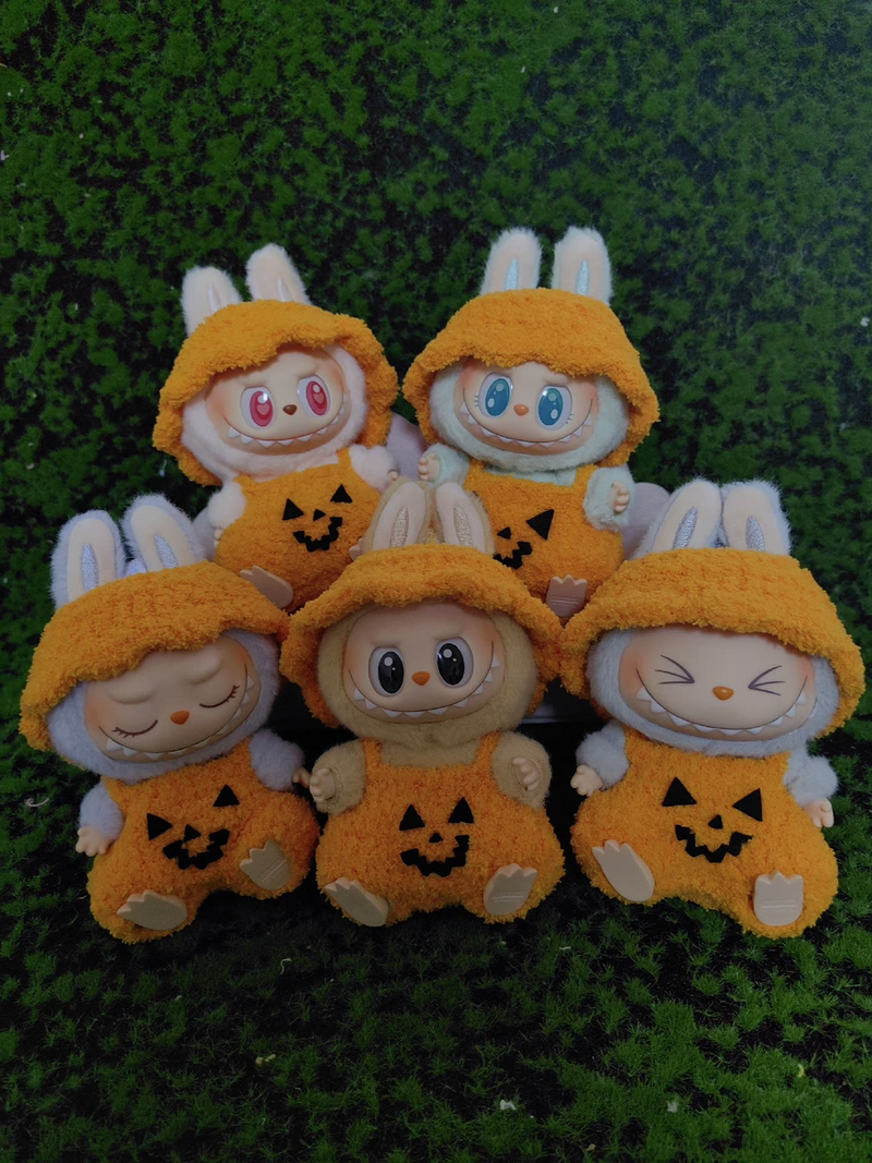 Adorable Halloween Pumpkin Costume for Labubu Dolls – Festive Orange Jack-O'-Lantern Outfit - Image 1
