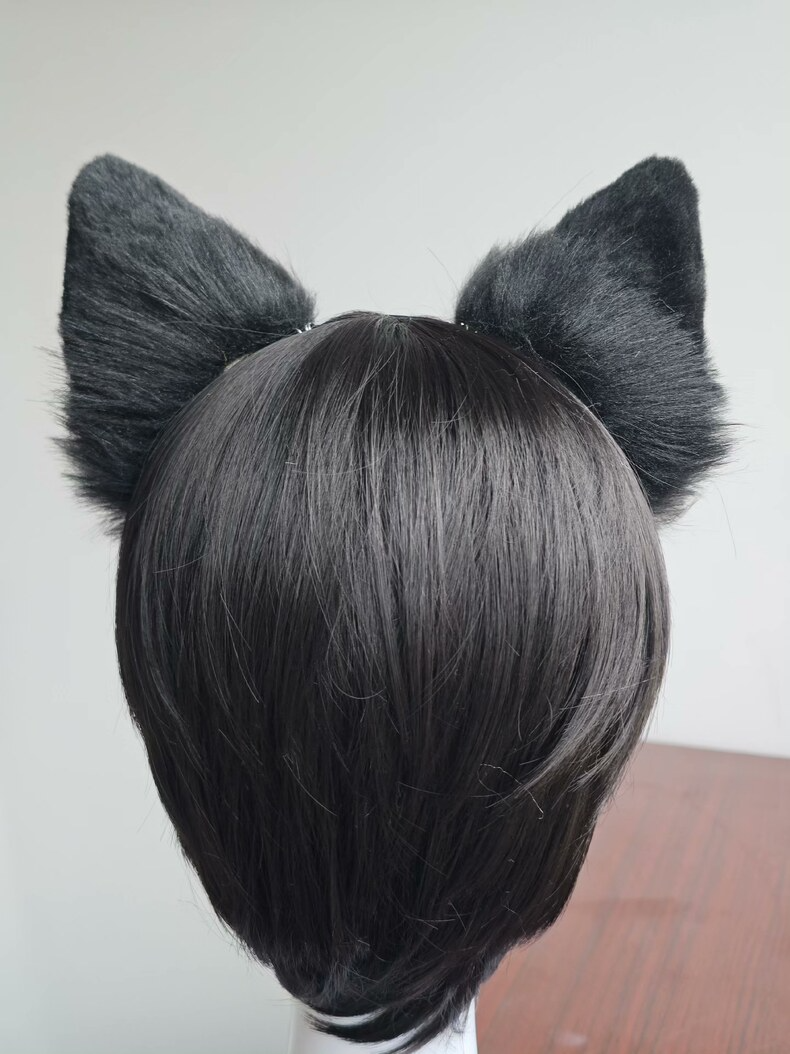 Handmade Wolf Ears Headband - Realistic Faux Fur Cosplay - Image 6