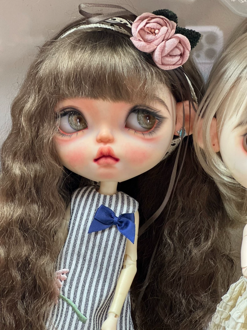 Elegant Floral Headbands for Dolls: Timeless Accessories for Versatile Styling - Image 2