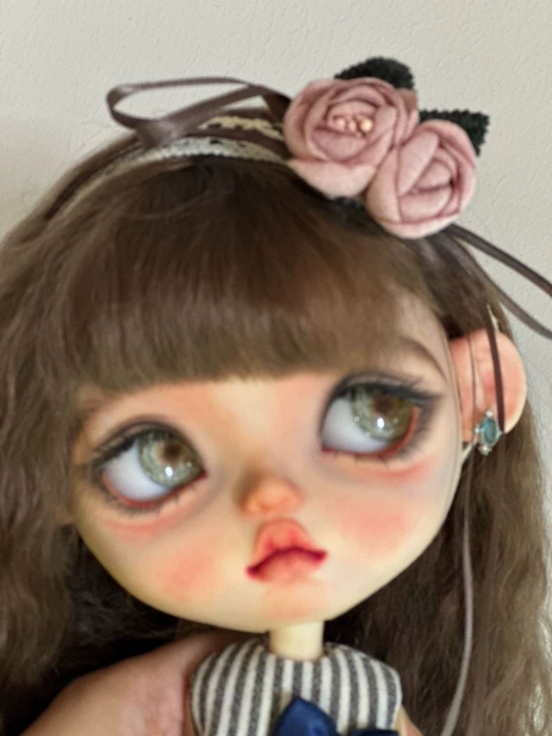 Elegant Floral Headbands for Dolls: Timeless Accessories for Versatile Styling - Image 6