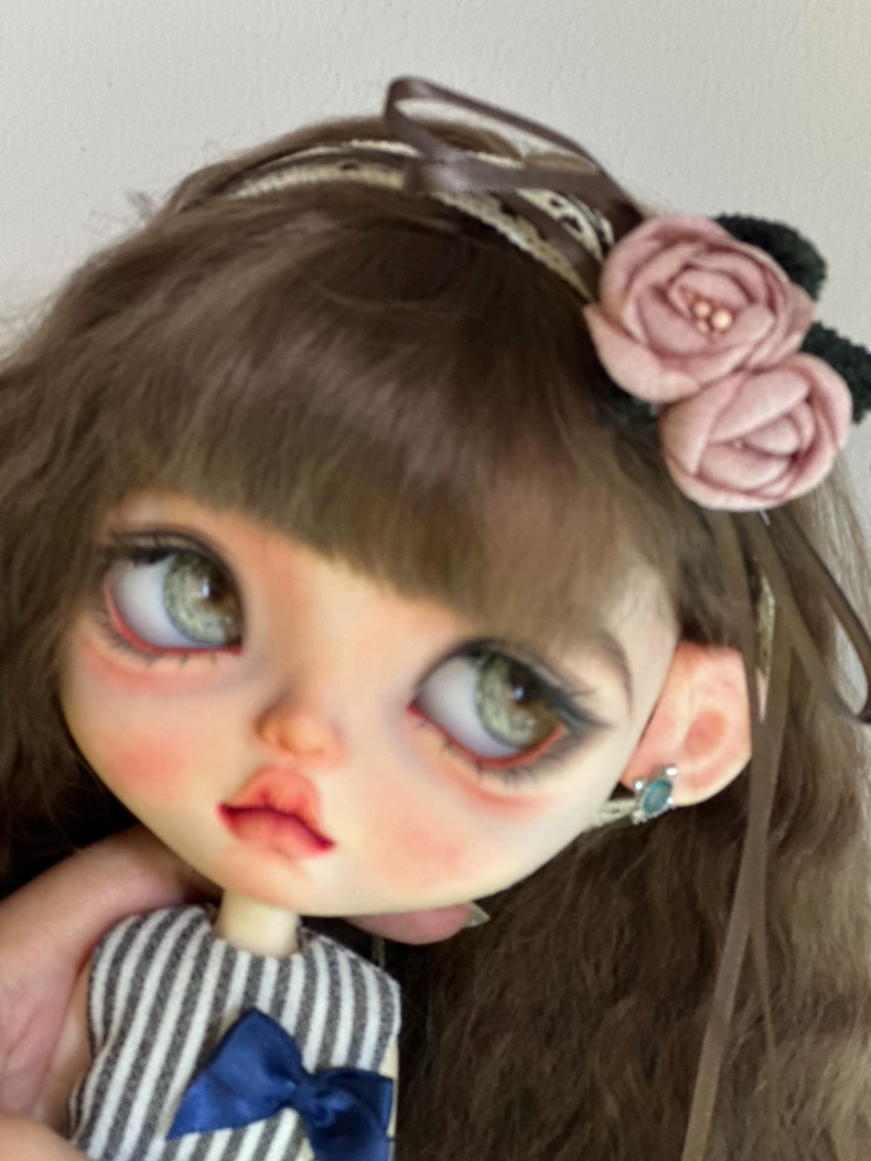 Elegant Floral Headbands for Dolls: Timeless Accessories for Versatile Styling - Image 8