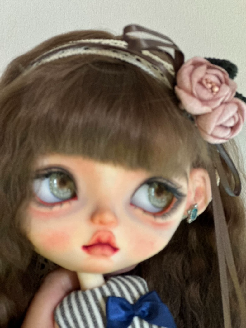 Elegant Floral Headbands for Dolls: Timeless Accessories for Versatile Styling - Image 9