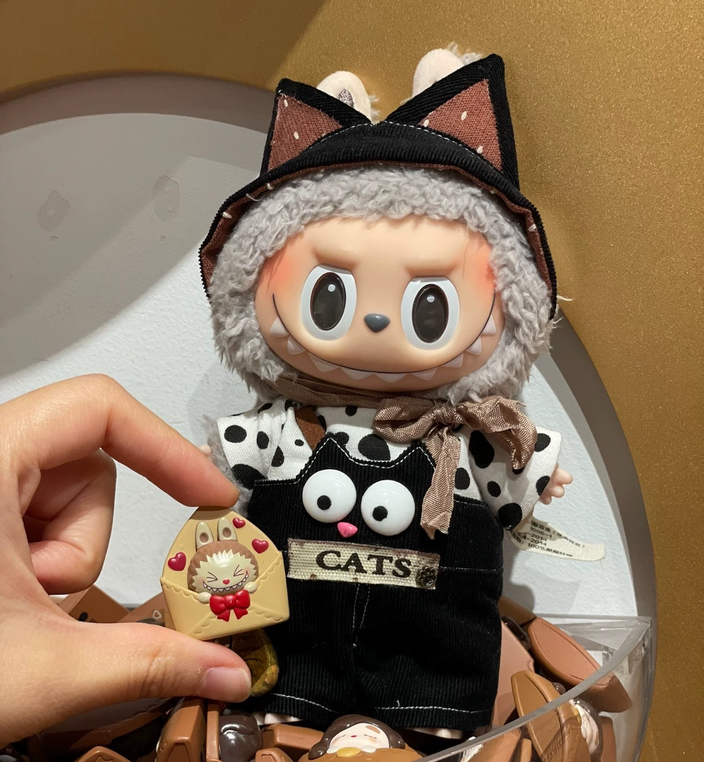 Whimsical Labubu Doll Outfit: Cat Hat & Polka-Dot Overalls – Handmade, Adjustable & Durable - Image 2