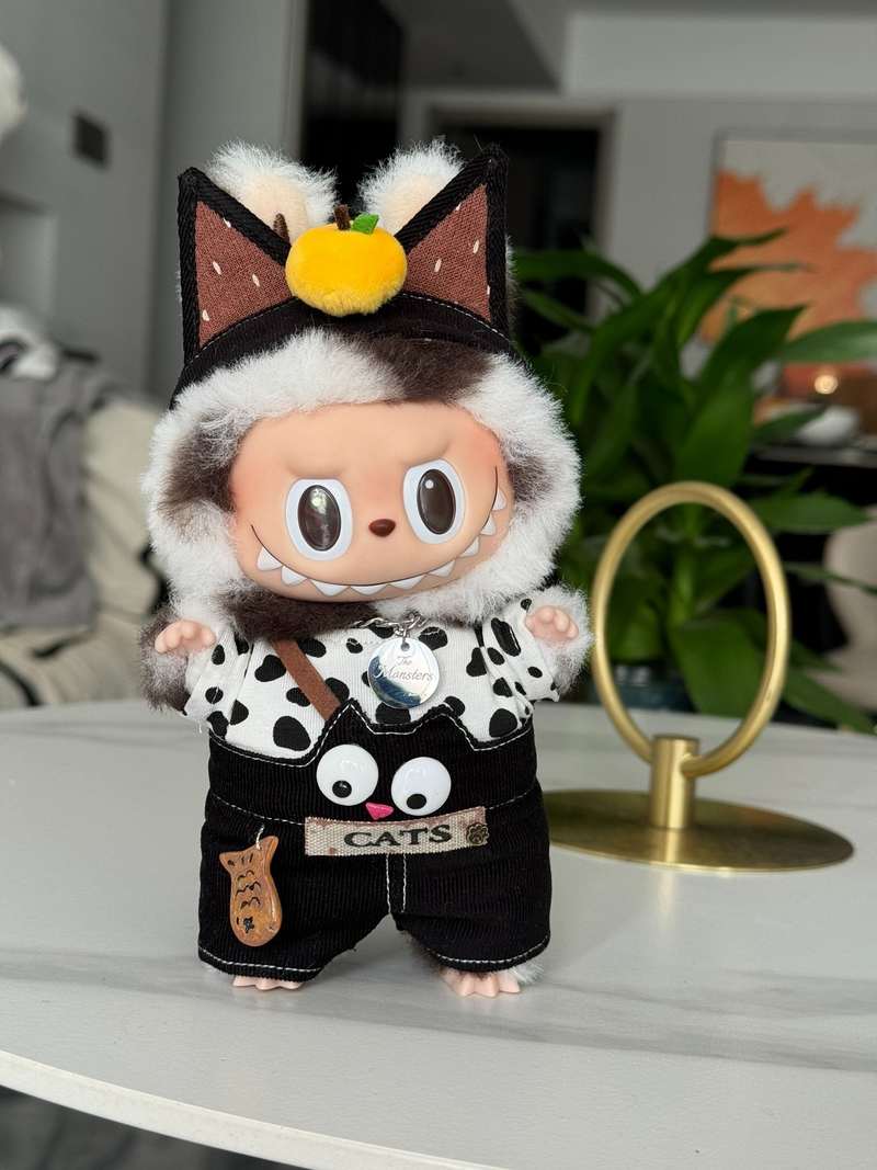 Whimsical Labubu Doll Outfit: Cat Hat & Polka-Dot Overalls – Handmade, Adjustable & Durable - Image 4
