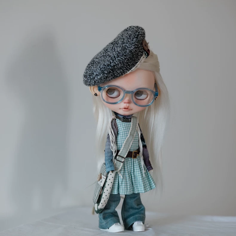 Chic Playful Blythe Doll Outfit: Beret, Checkered Dress & Denim Pants - Layered Style - Image 2