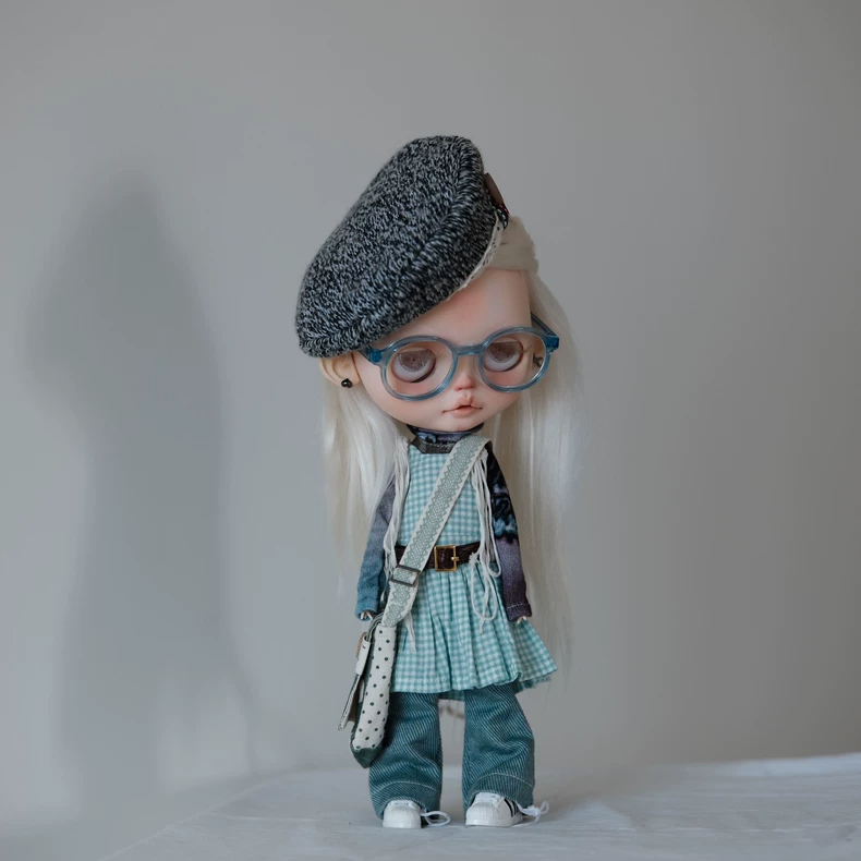 Chic Playful Blythe Doll Outfit: Beret, Checkered Dress & Denim Pants - Layered Style - Image 4