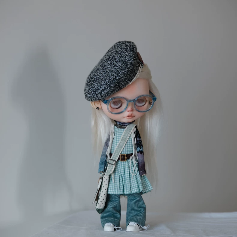 Chic Playful Blythe Doll Outfit: Beret, Checkered Dress & Denim Pants - Layered Style - Image 6