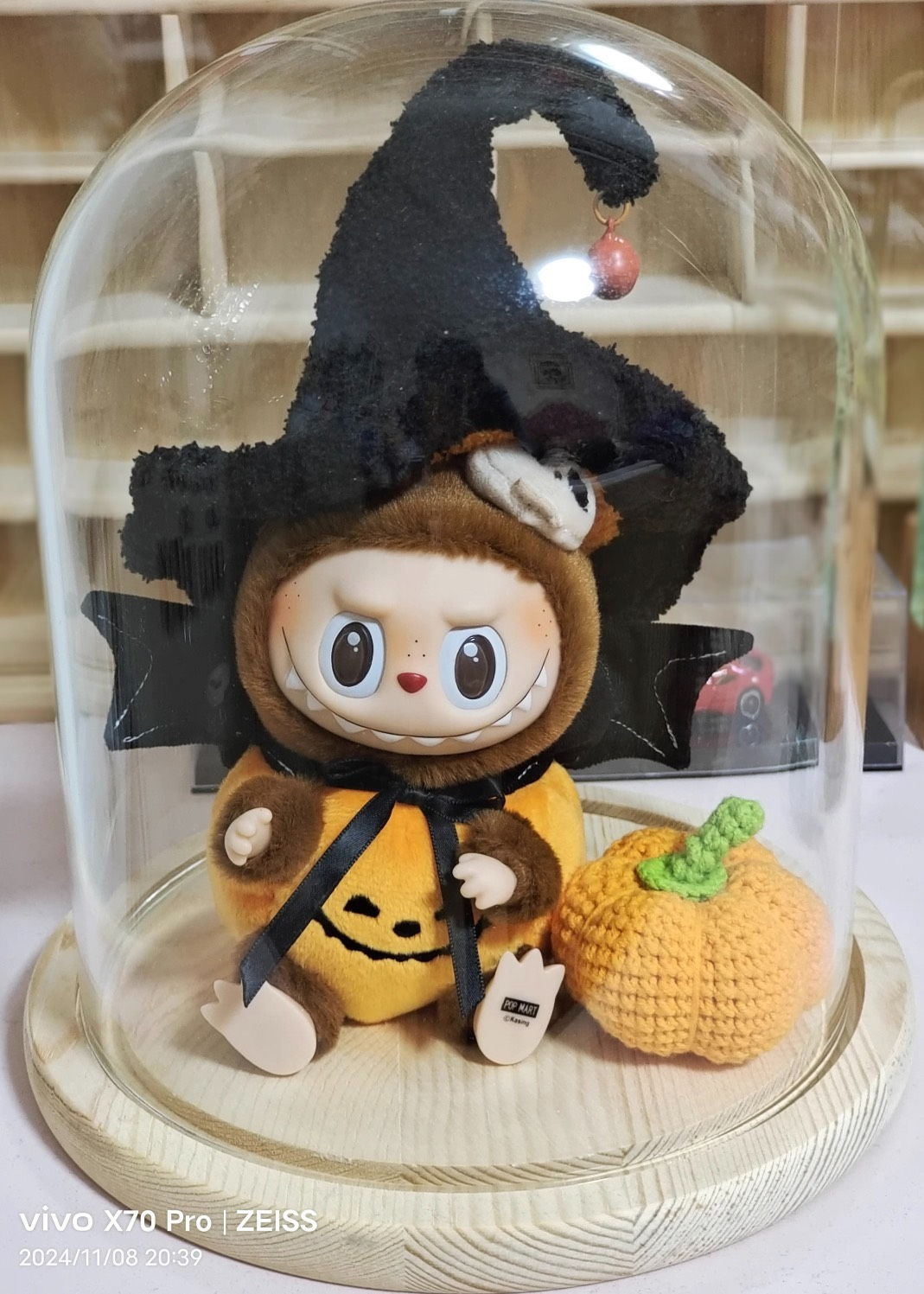 Spooky Cute Labubu Halloween Outfit with Bat Wings & Pumpkin – Festive Plush Costume - Image 4
