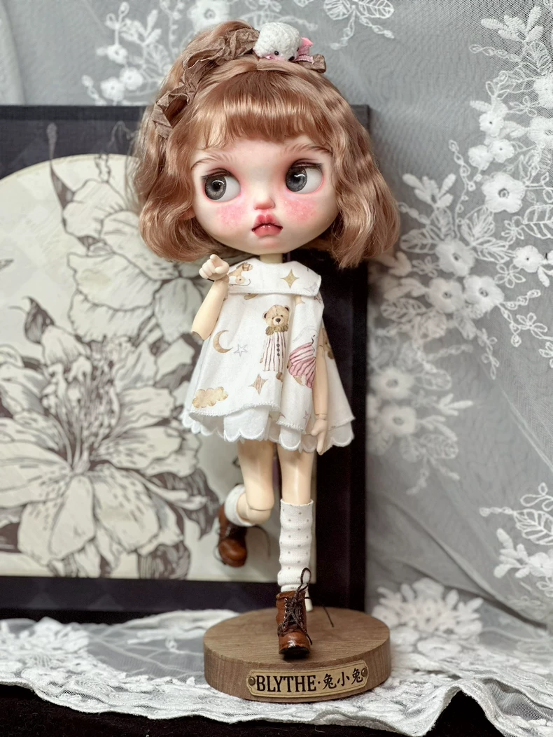 Charming Blythe Doll Dress & Socks Set – Pastel Teddy Bear Theme for ob24 Dolls - Image 1