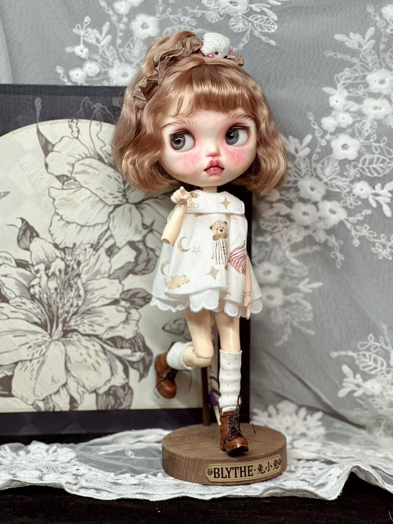 Charming Blythe Doll Dress & Socks Set – Pastel Teddy Bear Theme for ob24 Dolls - Image 3