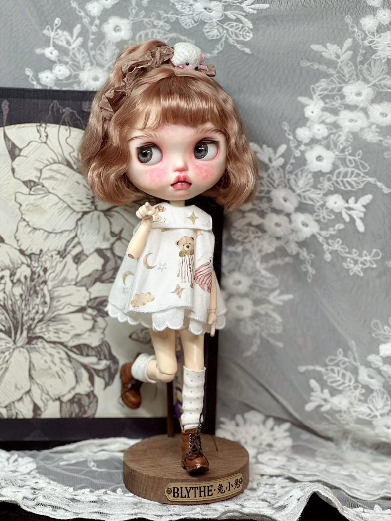 Charming Blythe Doll Dress & Socks Set – Pastel Teddy Bear Theme for ob24 Dolls - Image 4