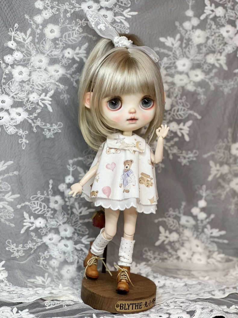 Charming Blythe Doll Dress & Socks Set – Pastel Teddy Bear Theme for ob24 Dolls - Image 9