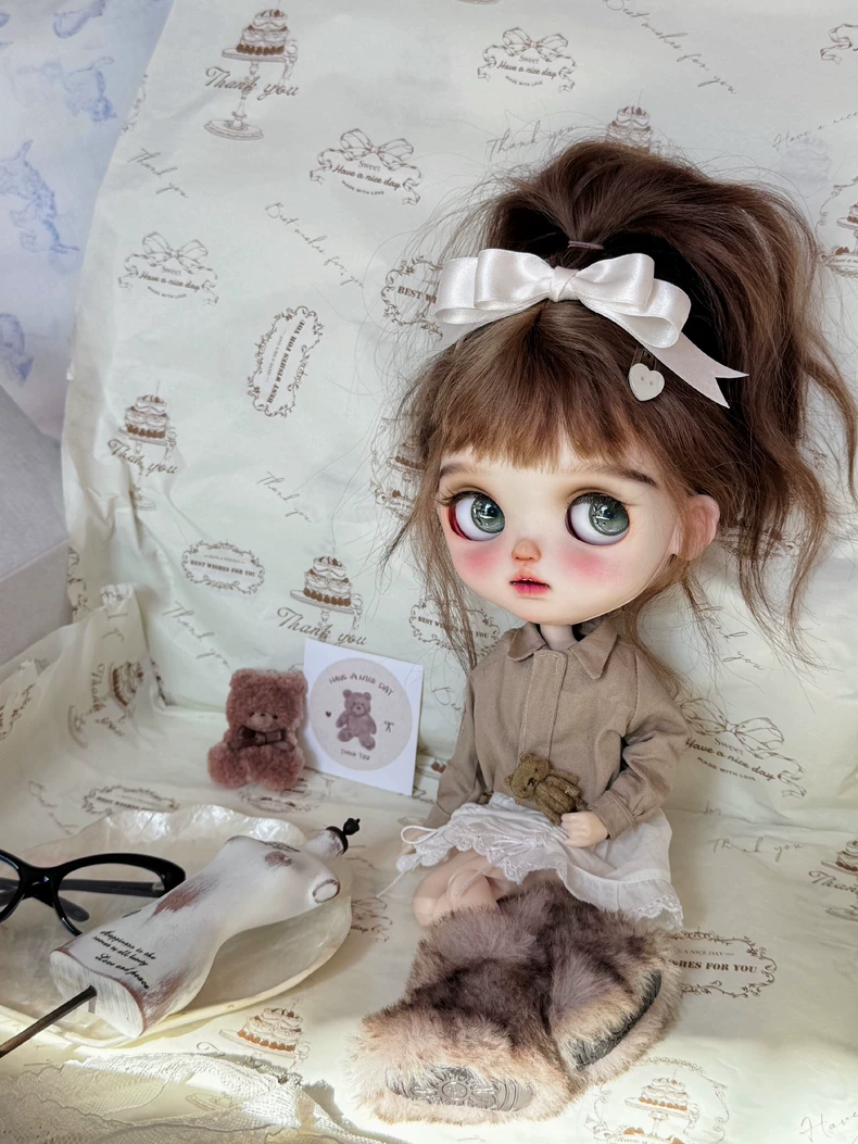 Vintage Lace Blythe Doll Outfit - Premium Jacket & Skirt Ensemble - Image 2