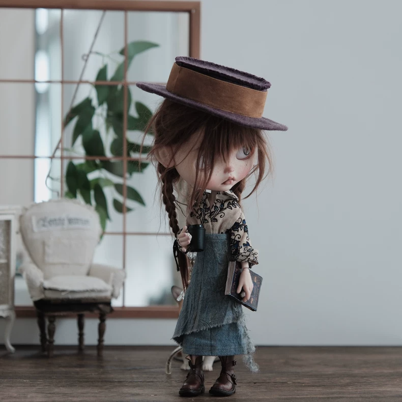 Exquisite Blythe Doll Outfit: Floral Shirt, Denim Skirt & Hat Ensemble - Premium Detailed Collectible Clothes - Image 2