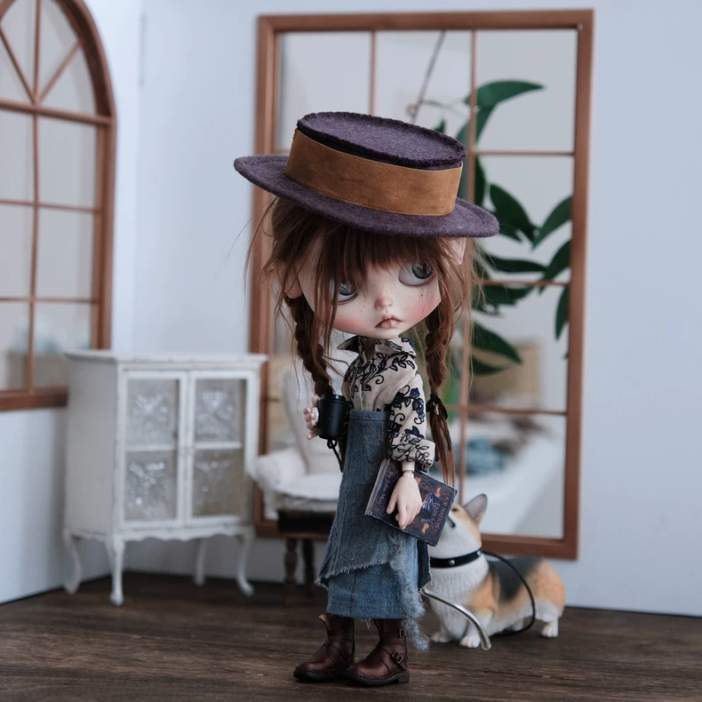 Exquisite Blythe Doll Outfit: Floral Shirt, Denim Skirt & Hat Ensemble - Premium Detailed Collectible Clothes - Image 3