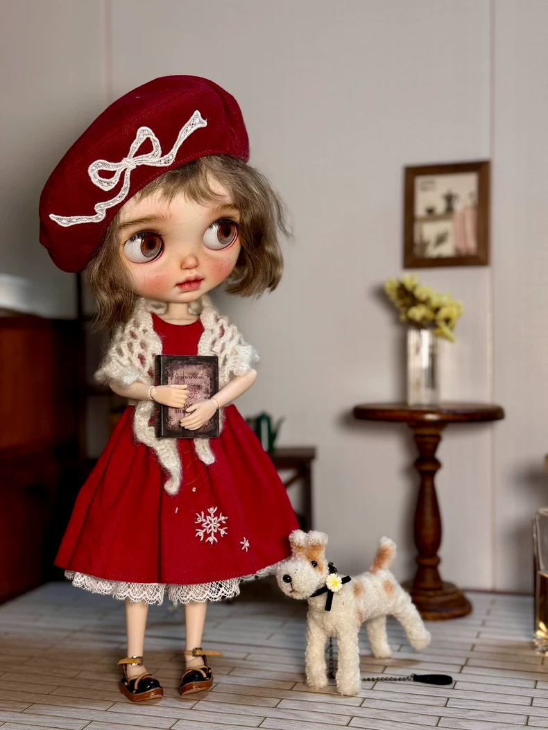 Vintage Christmas BLYTHE Doll Outfit – Elegant Red Dress with Hat & Accessories - Image 5