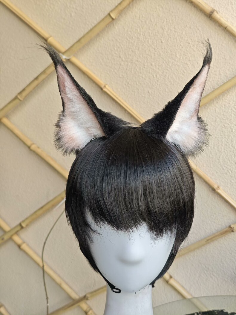 Lifelike Serval Ears – Premium Handmade Cosplay Accessory - Image 3