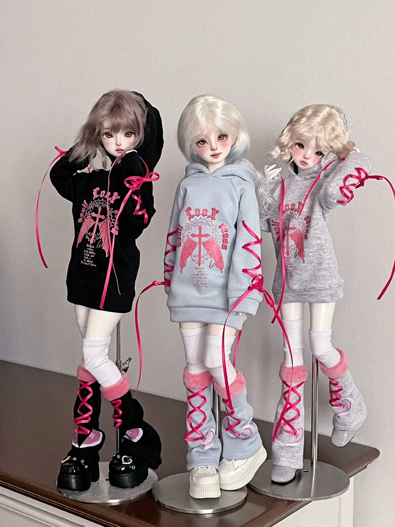 Stylish Cozy BJD 1/4 Hoodie Outfit with Leg Warmers & Socks - Multiple Colors! - Image 3