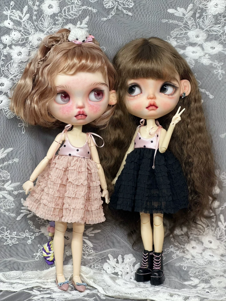 Exquisite Handcrafted Blythe Doll Outfits: Elegant Cake Princess & Playful Apron Dresses - Image 4