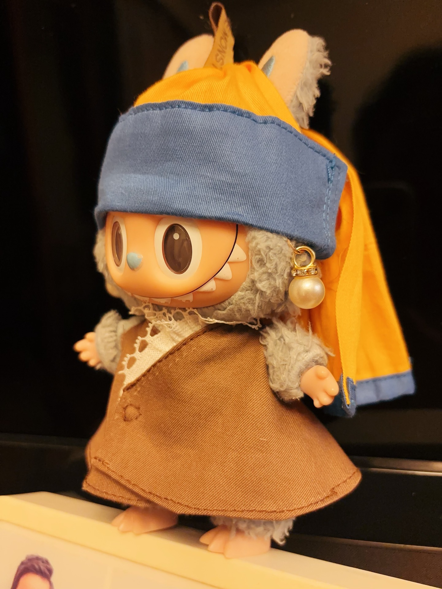 Whimsical LABUBU Doll Outfit: 'Girl with a Pearl Earring' Inspired Yellow & Blue Dress & Hat for Collectors - Image 4