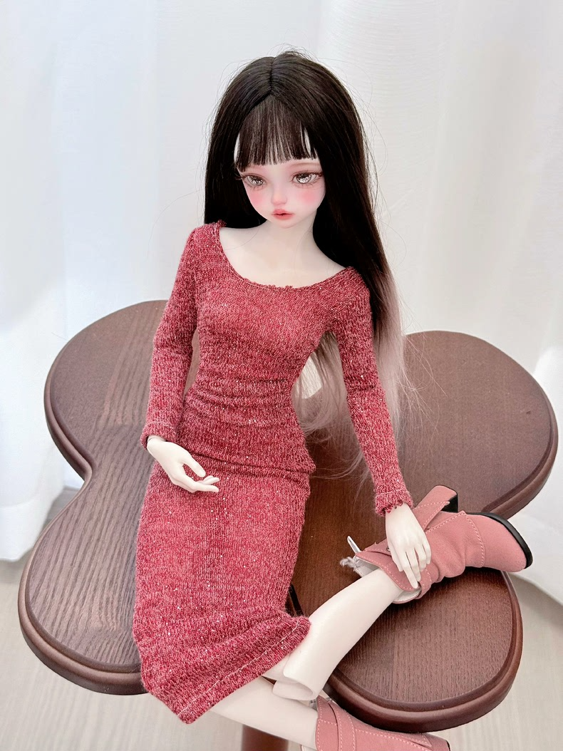 Elegant BJD 1/4 Doll Dresses: Premium Knitted Burgundy & Red Outfits for Collectors - Image 5