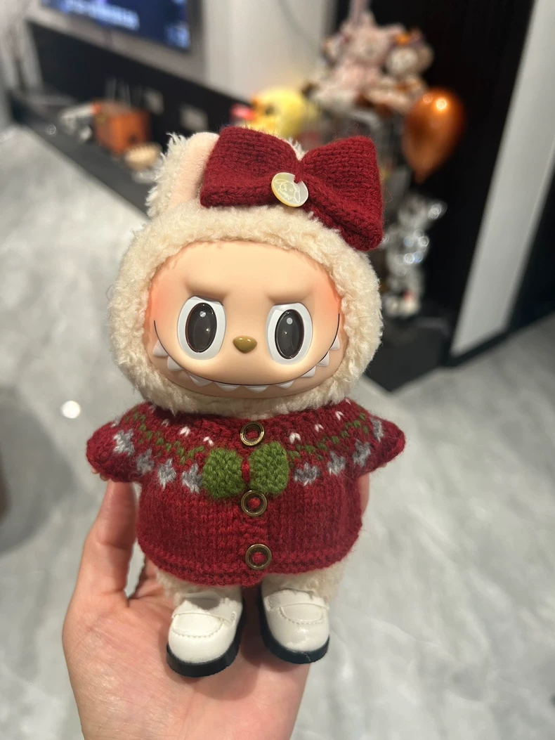 Adorable LABUBU Festive Outfit – Cozy Red Sweater & Knit Hat Set for Collectors - Image 3