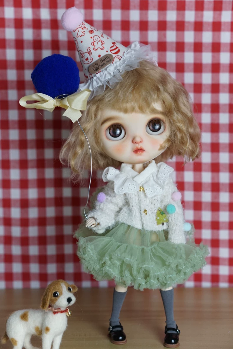 Customizable Blythe OB22 OB24 Winter Party Outfit - Festive Tutu Skirt, Sweater & Hat Set - Image 1