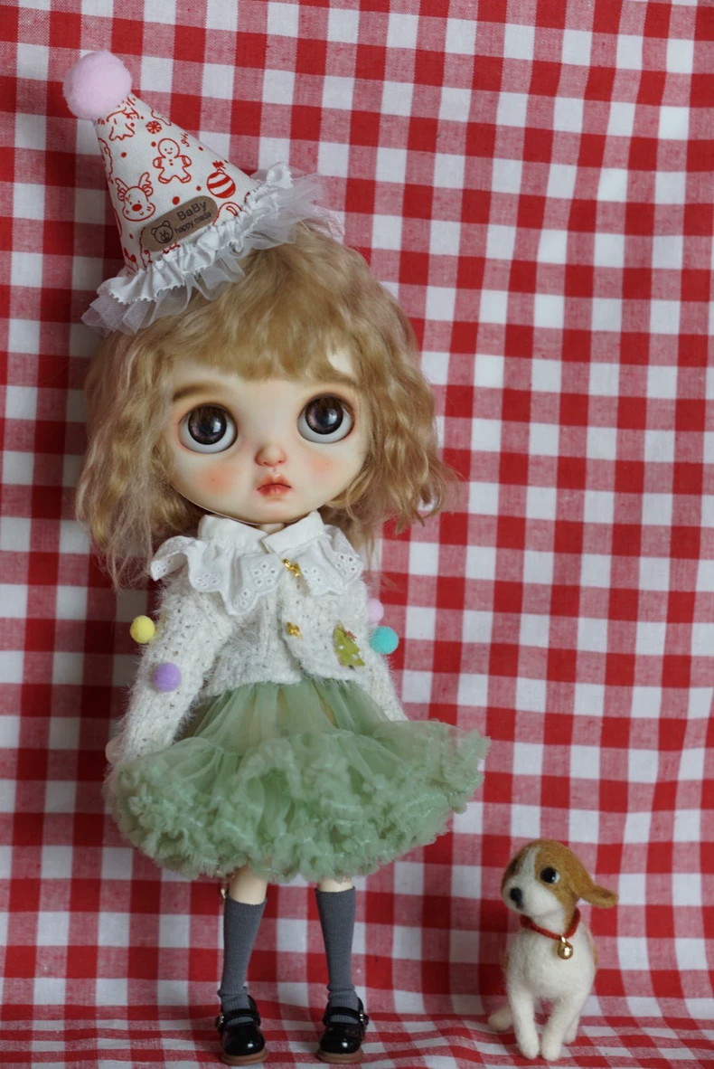 Customizable Blythe OB22 OB24 Winter Party Outfit - Festive Tutu Skirt, Sweater & Hat Set - Image 2
