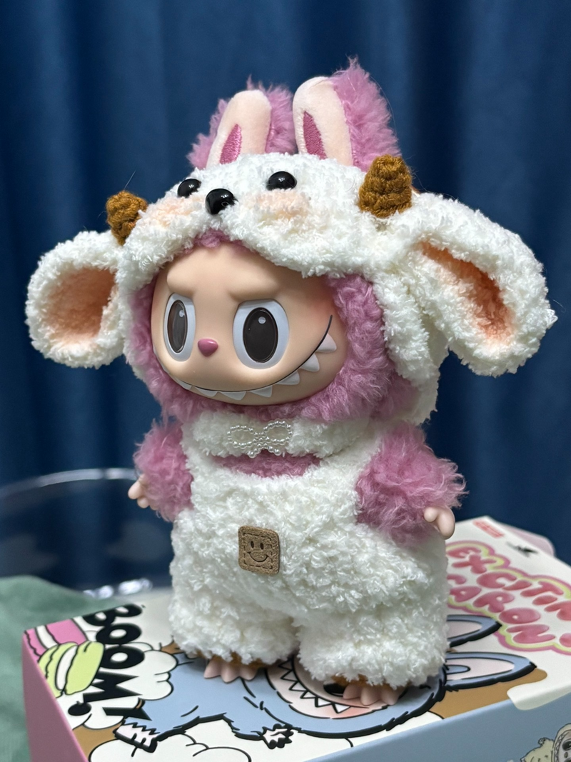 Adorable Plush LABUBU Doll Outfit – Soft, Vibrant & Customizable for Play & Display - Image 4