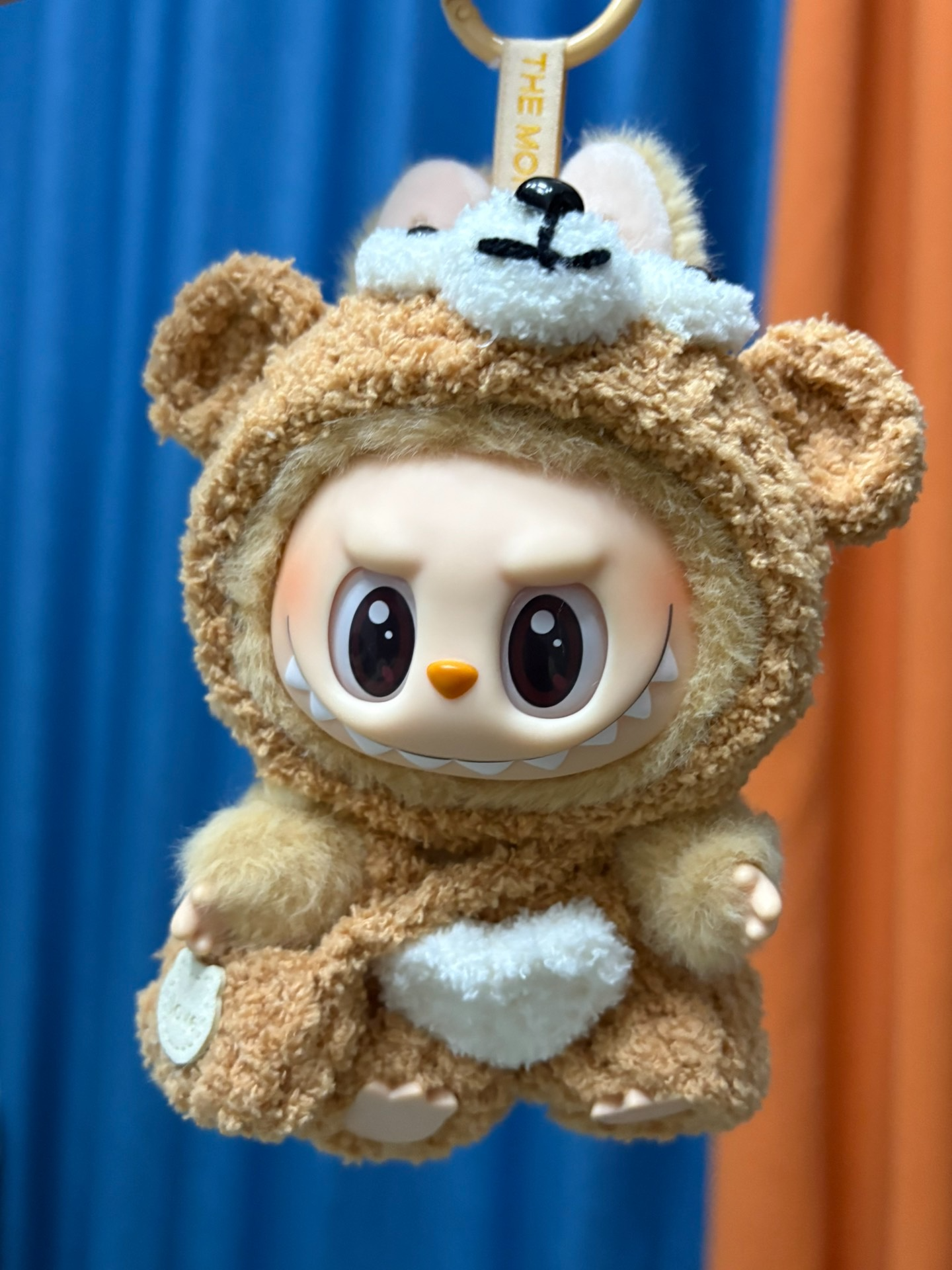 Adorable LABUBU Bear Outfit for Dolls – Plush Brown & White Custom Costume - Image 1
