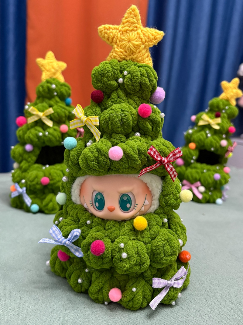 Festive LABUBU Christmas Tree Costume – Plush Holiday Outfit for Dolls - Image 6