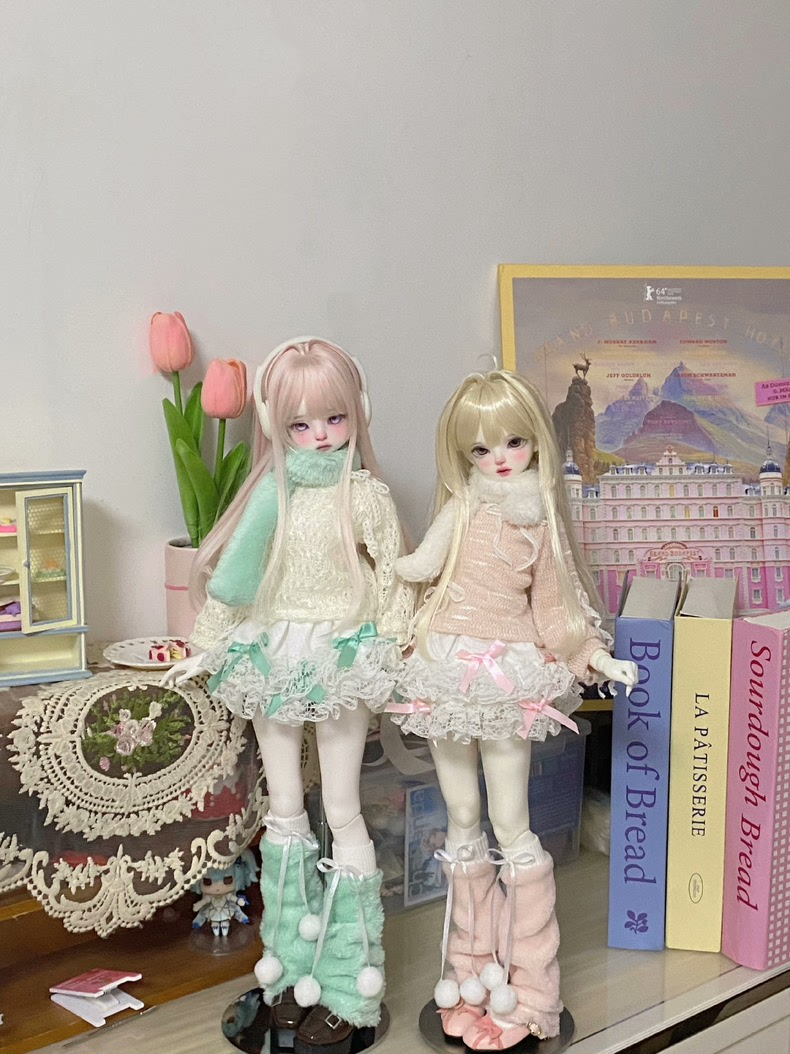 Elegant Peach & Green BJD 1/4 Doll Outfit – Lace Details & Luxurious Soft Fabric - Image 8