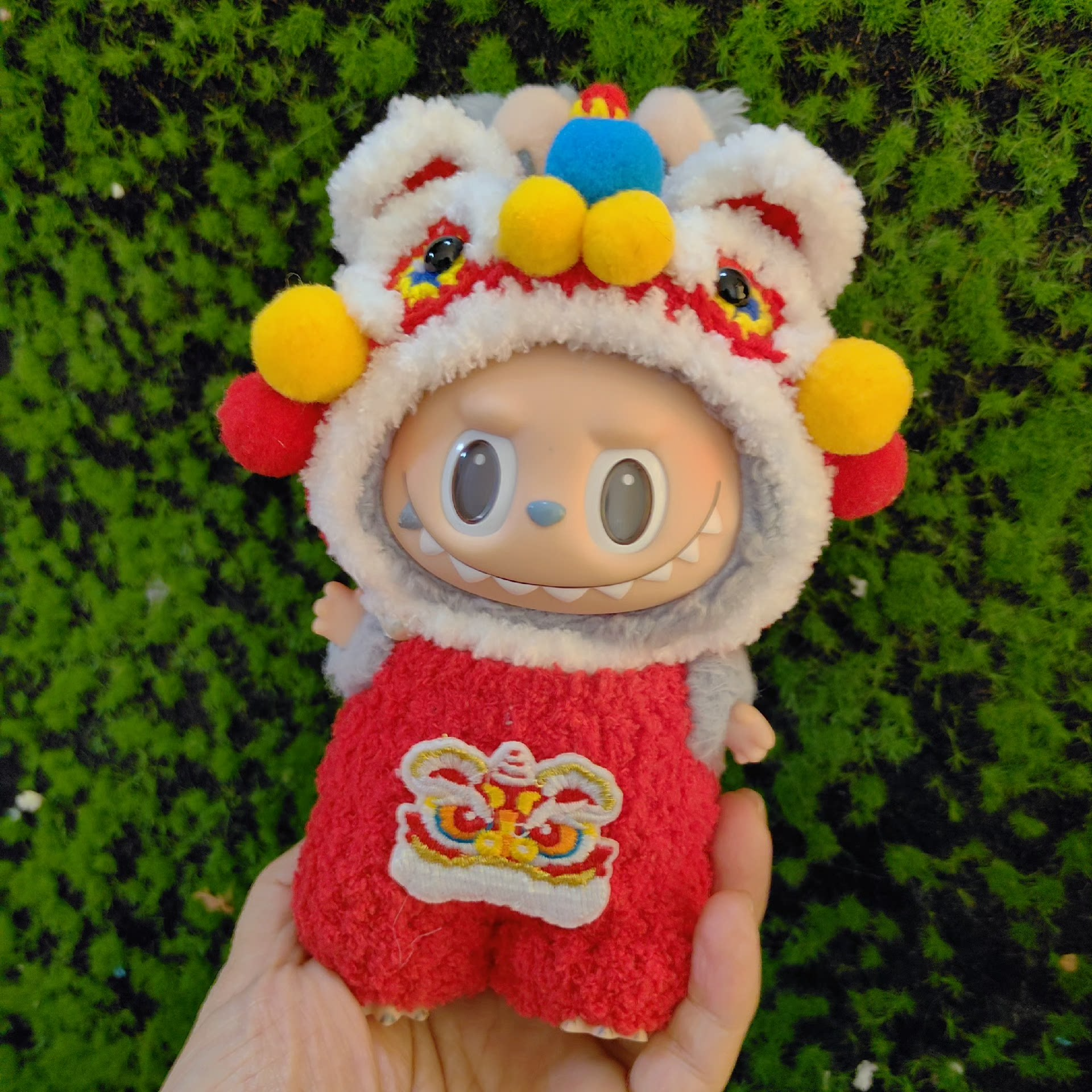 Vibrant Labubu Lion Dance Outfits – Festive Plush Costumes for Play & Display - Image 5