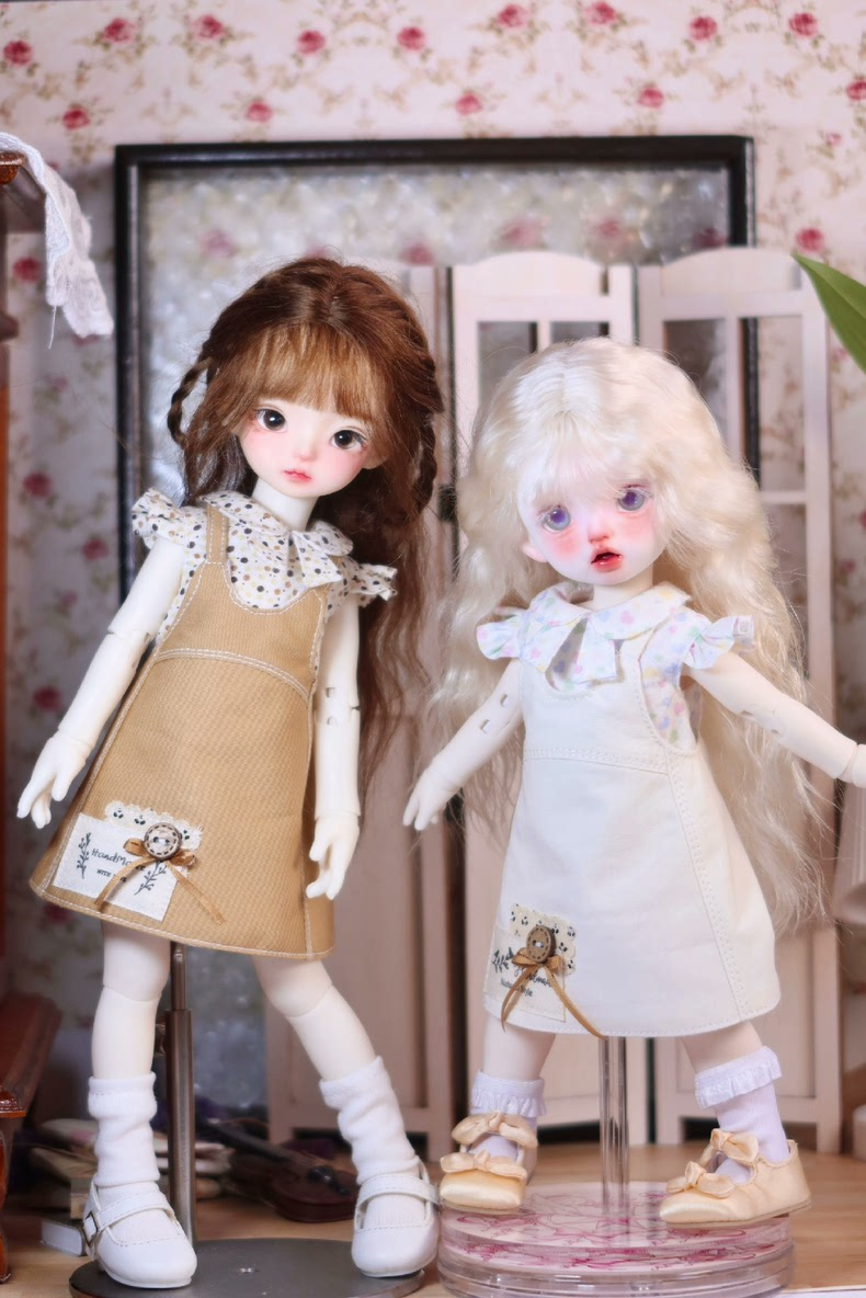 Adorable 1/6 BJD Doll Outfit: Pastel Apron Dress & Floral Top – Elegant & Versatile - Image 3
