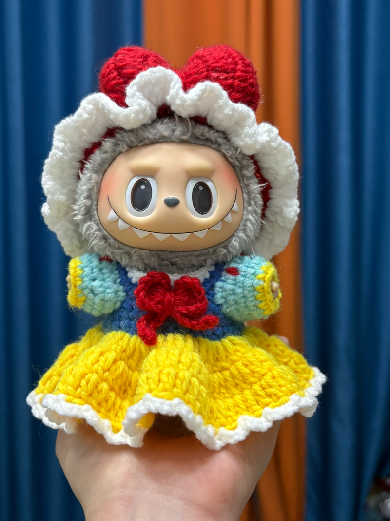 Handcrafted Snow White Doll Outfit – Vibrant Princess Ensemble with Detachable Hat & Premium Details - Image 5