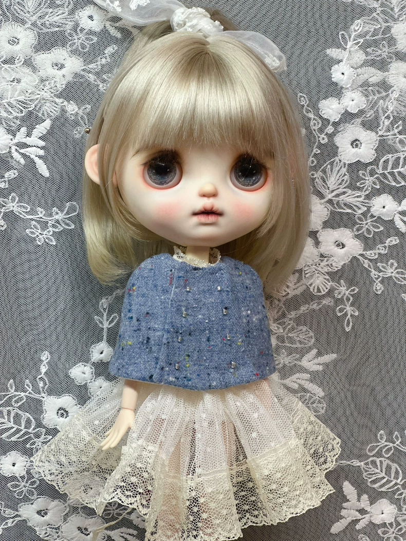 Elegant Blue Blythe Doll Outfit: Vintage-Inspired Capelet & Lace Ensemble for Collectors - Image 8