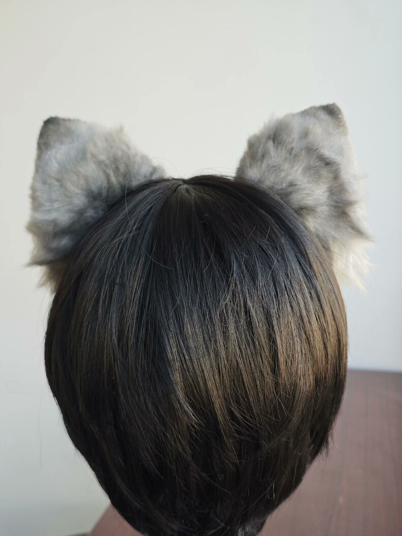 Luxury Plush Cat Ears for Cosplay & Fashion - Image 6